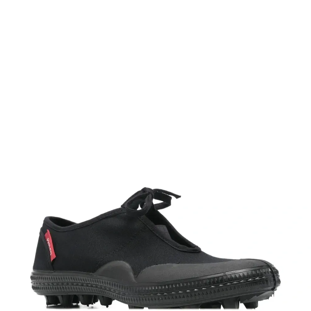 Футбольные бутсы Kix на шнуровке