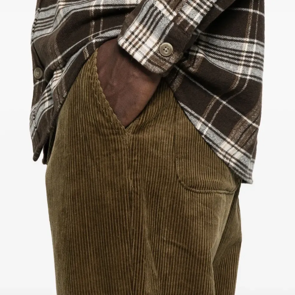 Брюки из вельвета с карманами