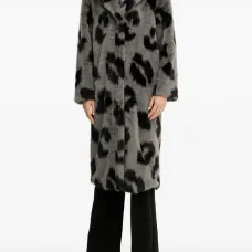 Пальто с леопардовым принтом