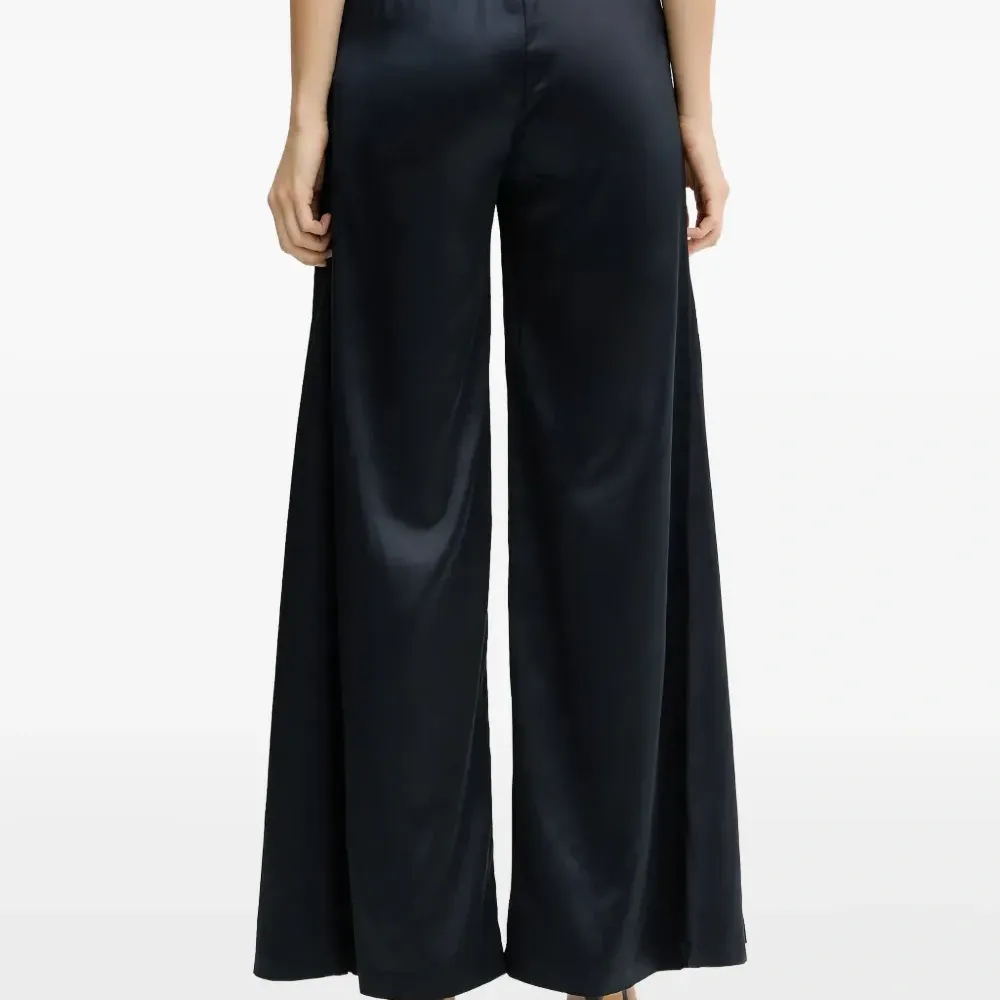 Брюки с кулиской