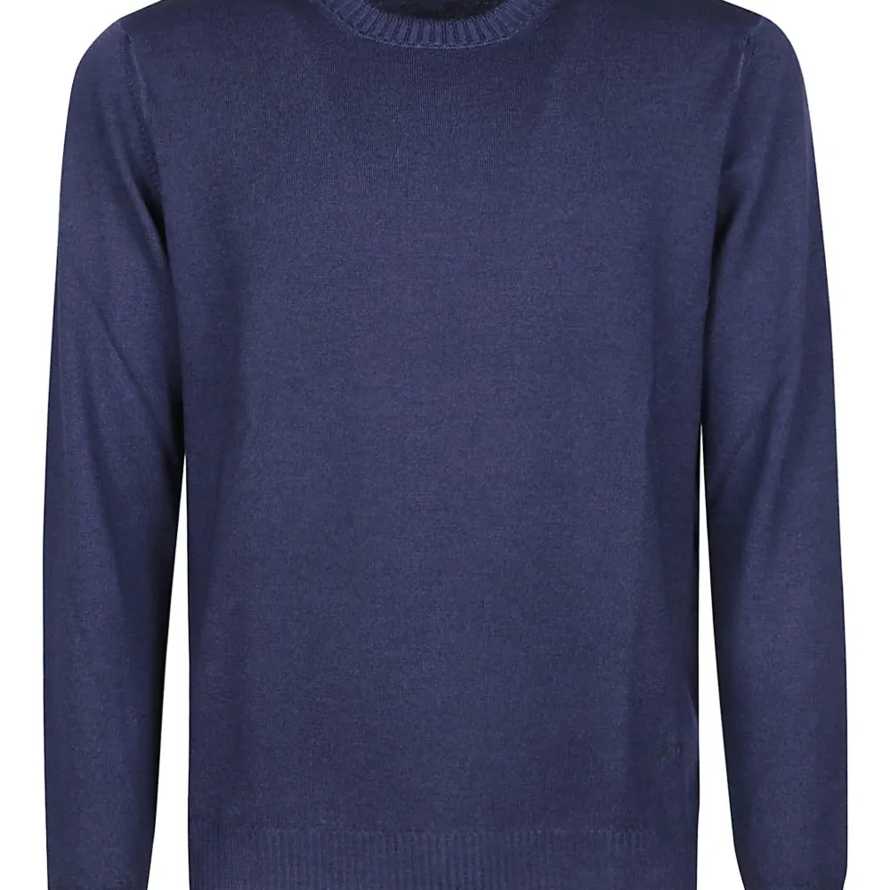 Шерстяной свитер с круглым вырезом