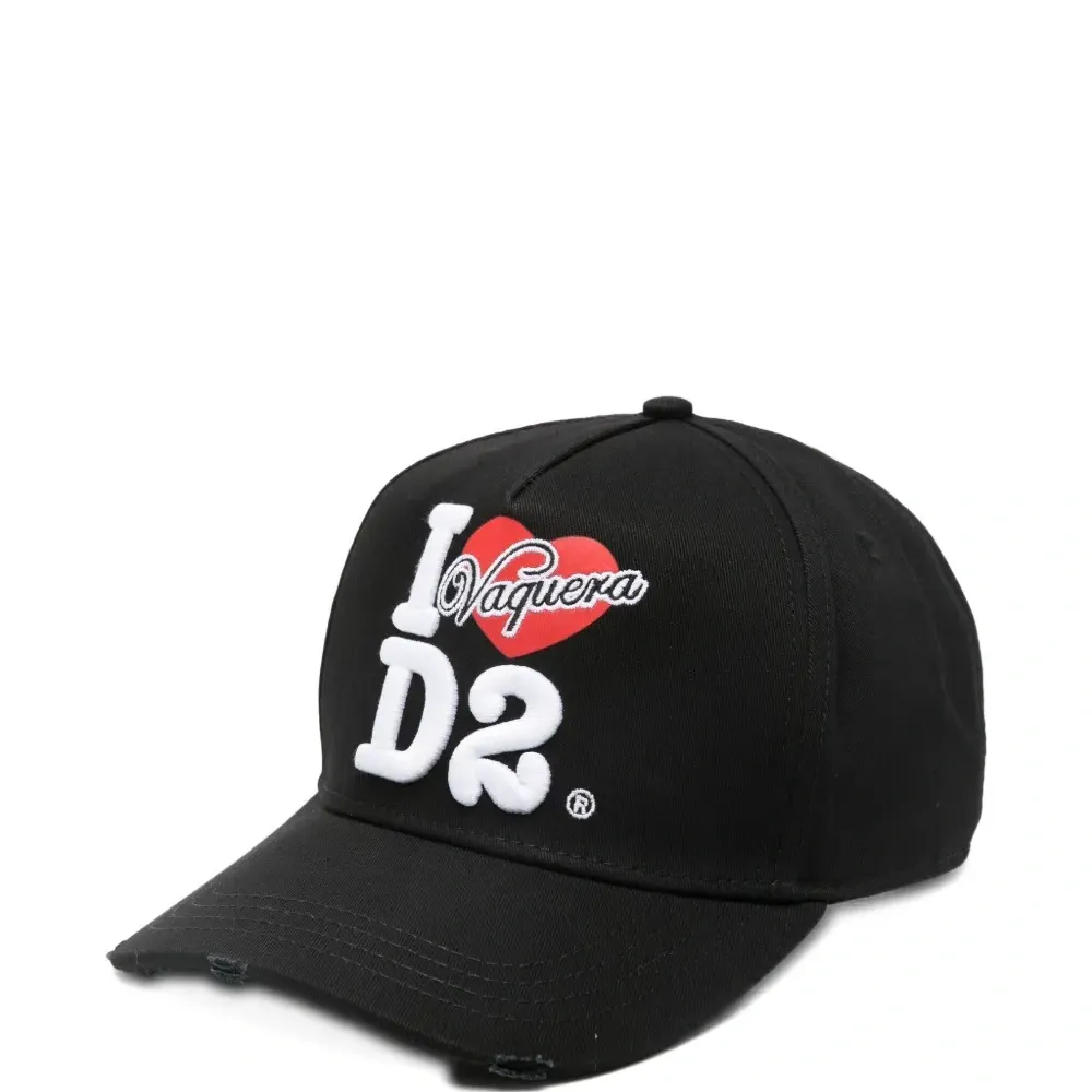 Бейсболка с потертым логотипом