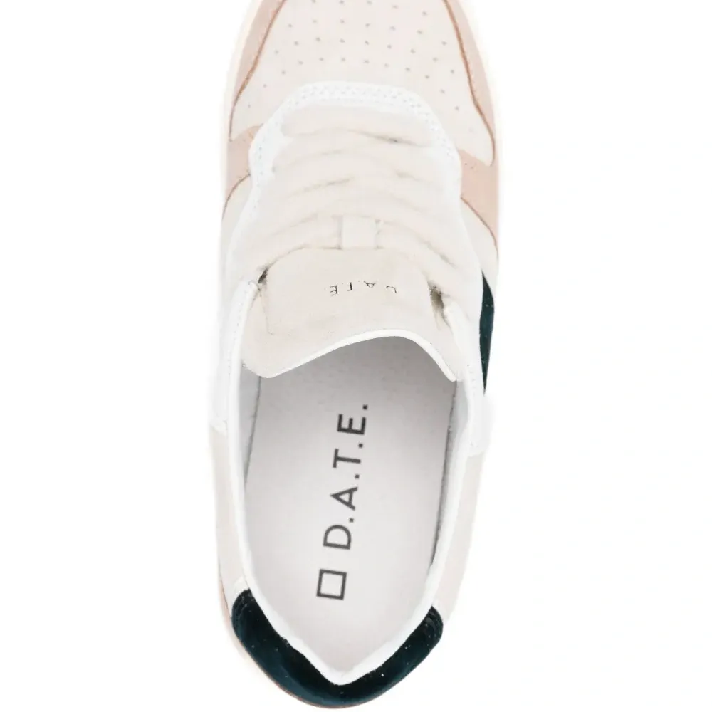 Кроссовки с замшевыми вставками