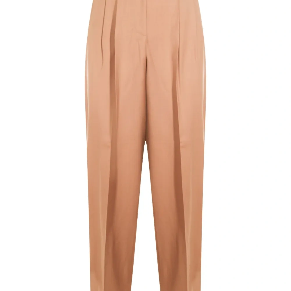 Брюки со складками спереди