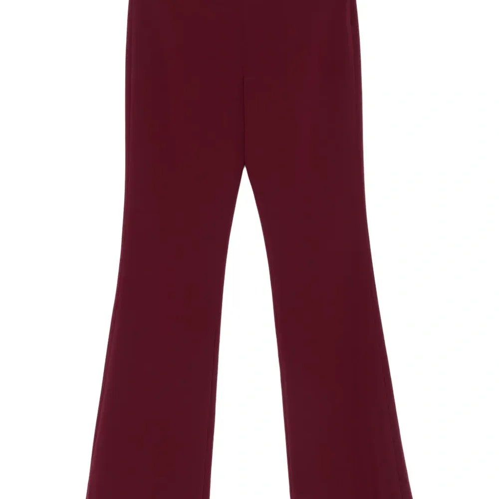 Расклешенные брюки