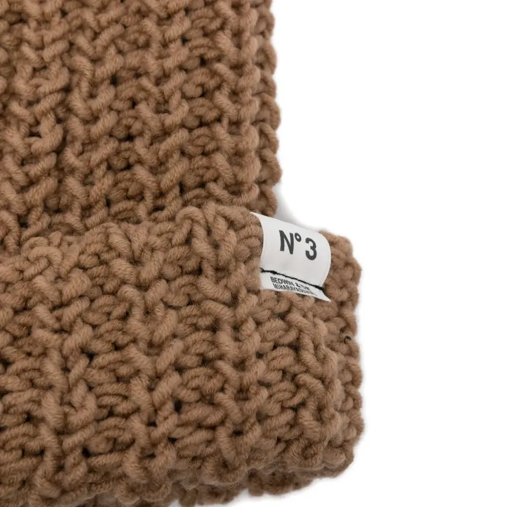 Вязаная шапка бини