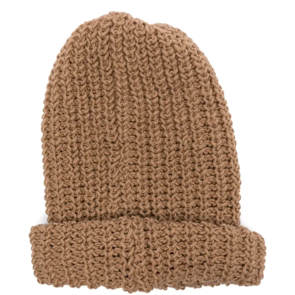 Вязаная шапка бини