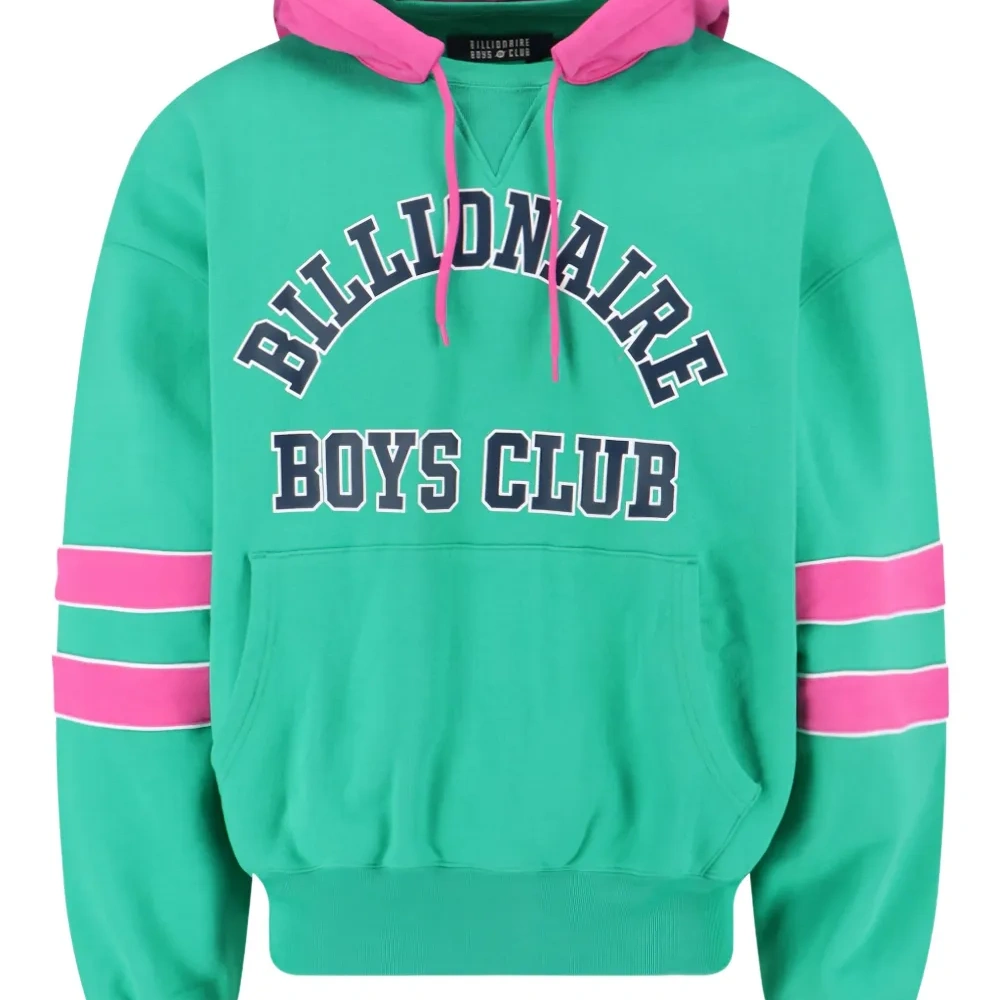 Худи с вышитым логотипом и розовой подкладкой