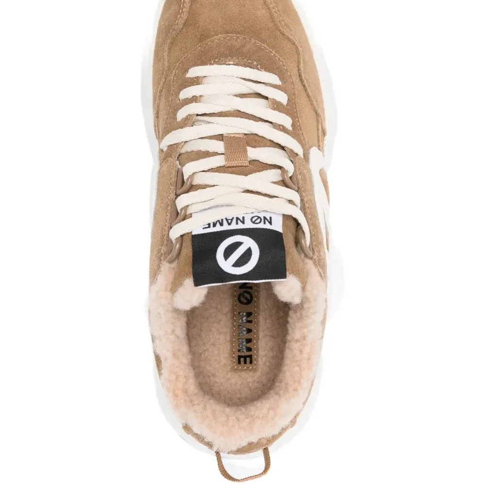 Замшевые кроссовки с круглым логотипом