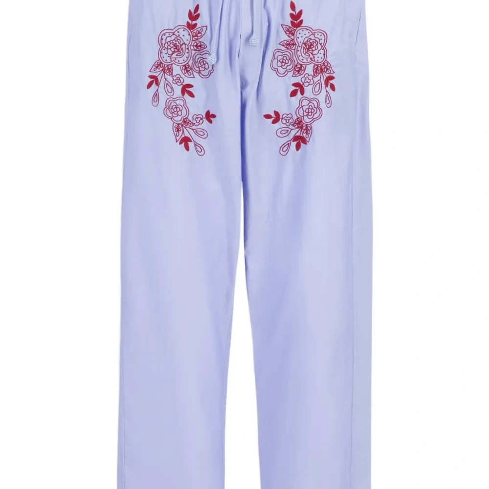 Брюки с цветочной вышивкой