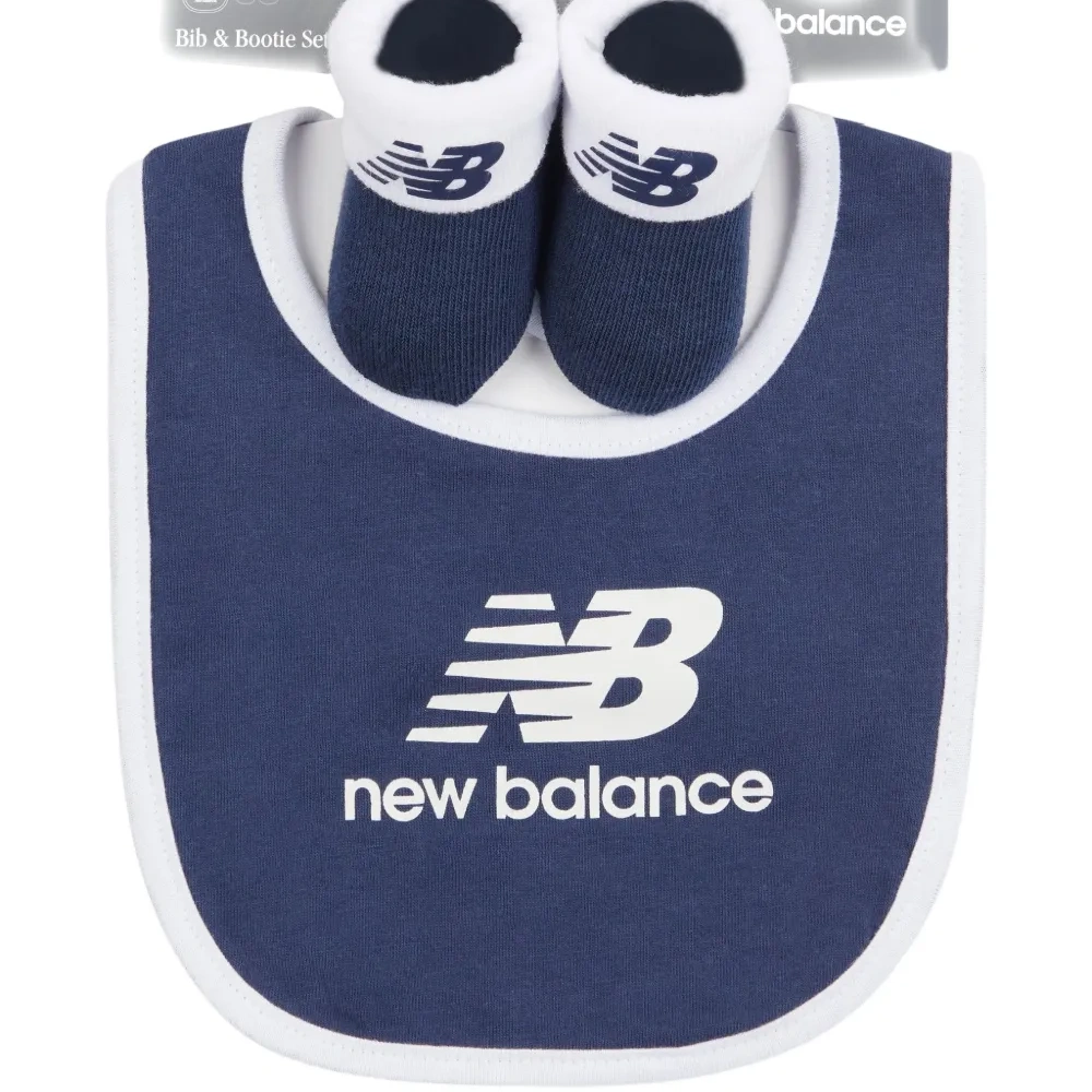 Нагрудники с логотипом (набор из трёх штук)