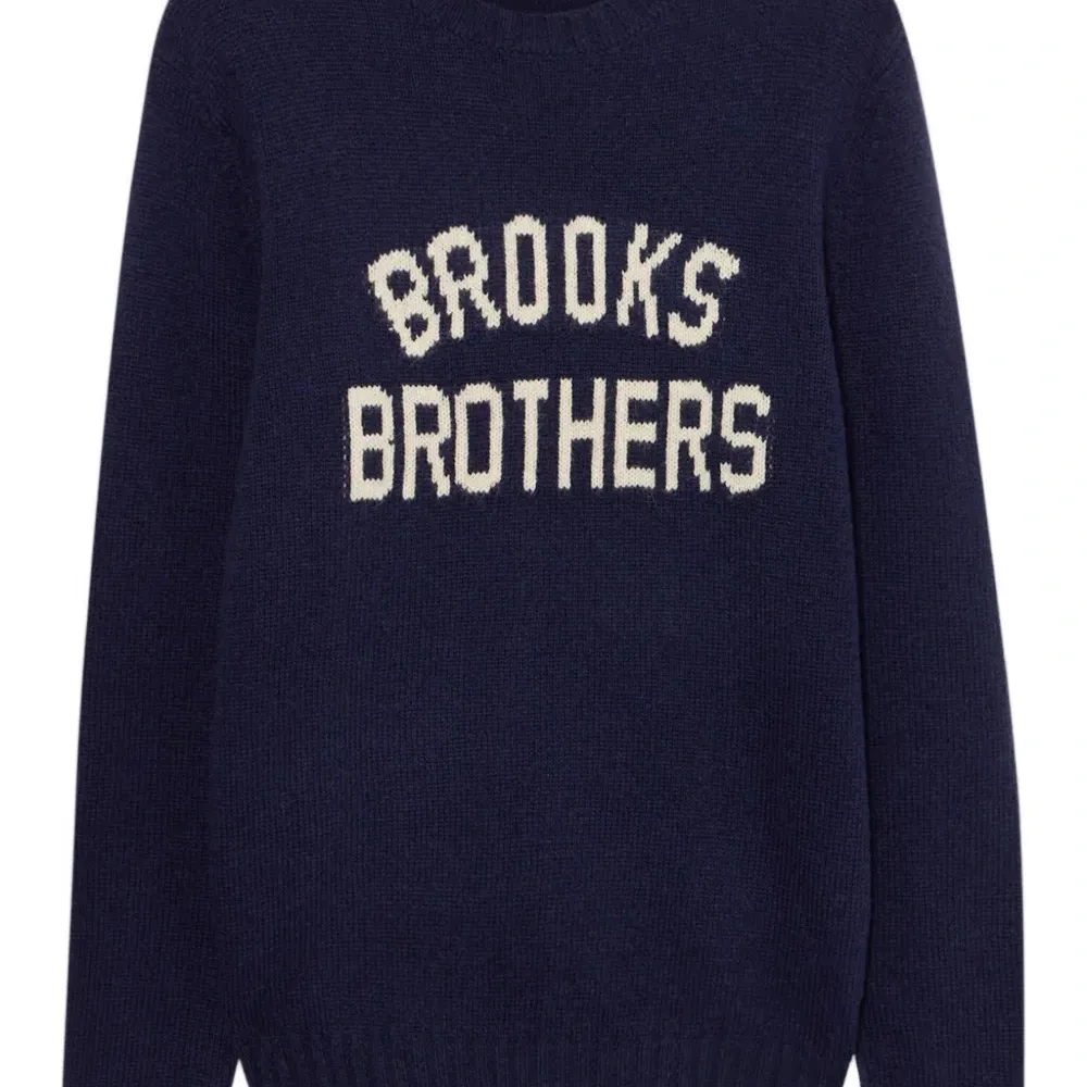 Шерстяной свитер с длинными рукавами