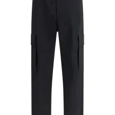 Брюки с накладными карманами