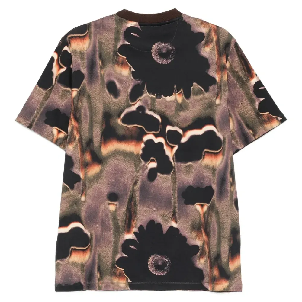 Футболка с цветочным принтом