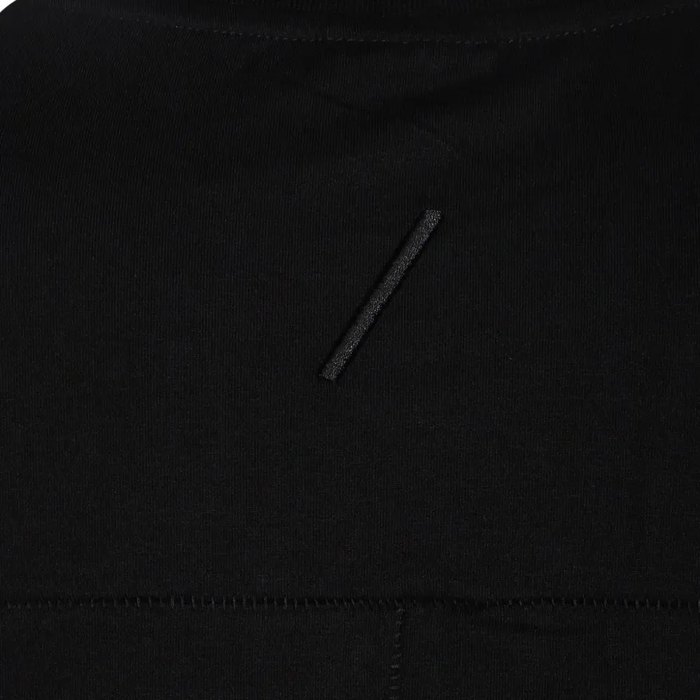 Футболка с короткими рукавами и круглым вырезом