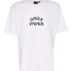 Футболка с логотипом