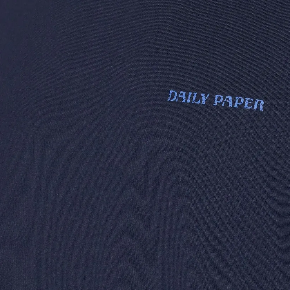 Футболка с принтом логотипа