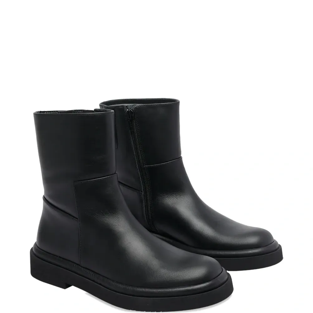 Ботинки с закругленным носком