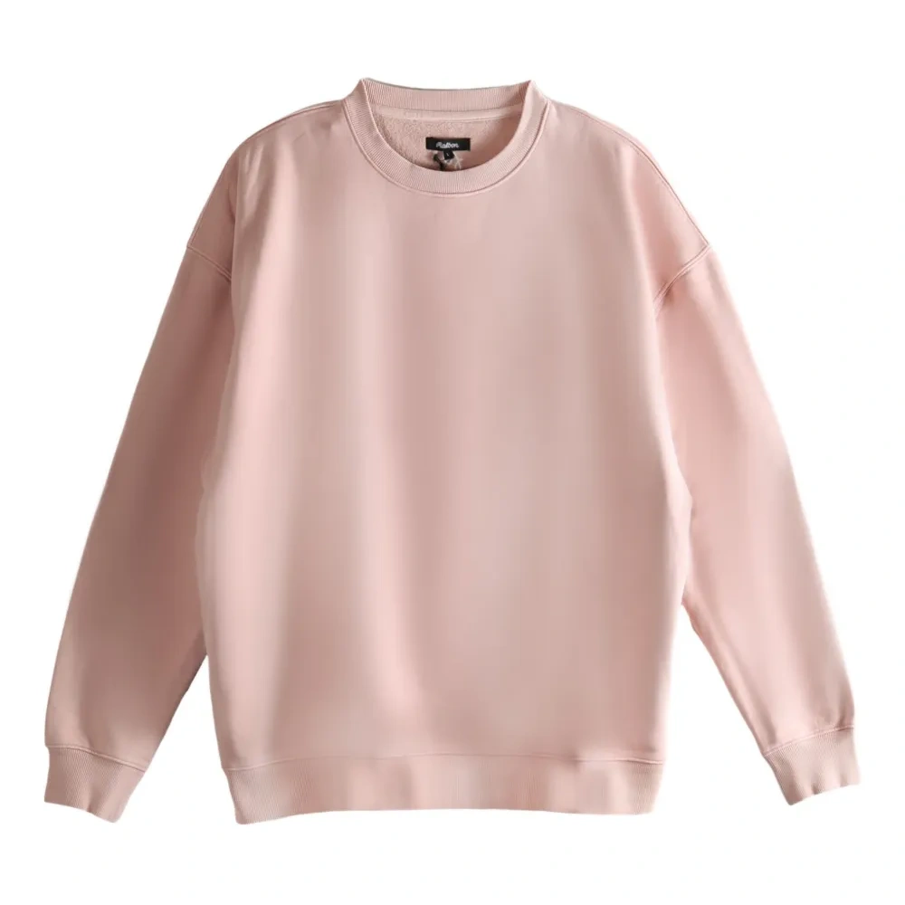 Свитшот с круглым вырезом