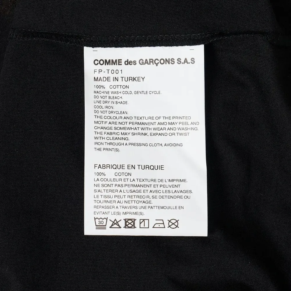 Футболка с круглым вырезом и графическим принтом