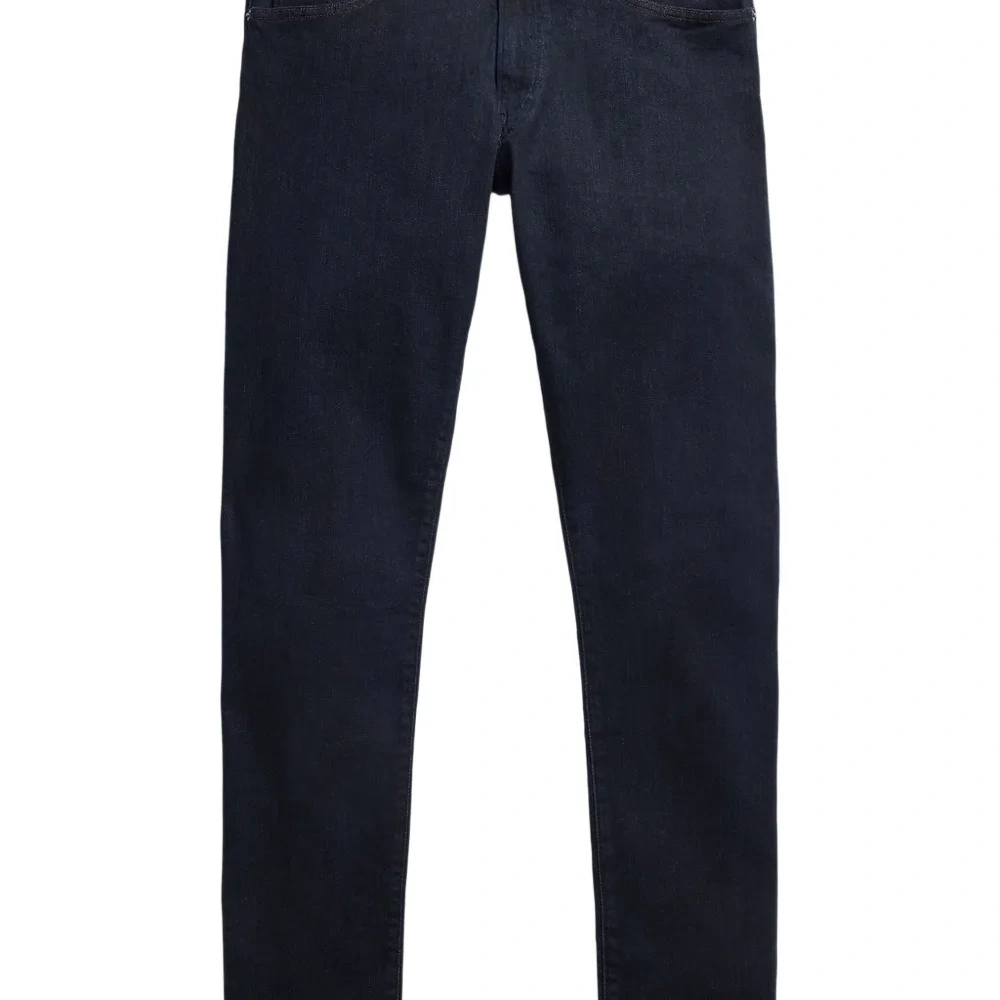 Джинсы с карманами