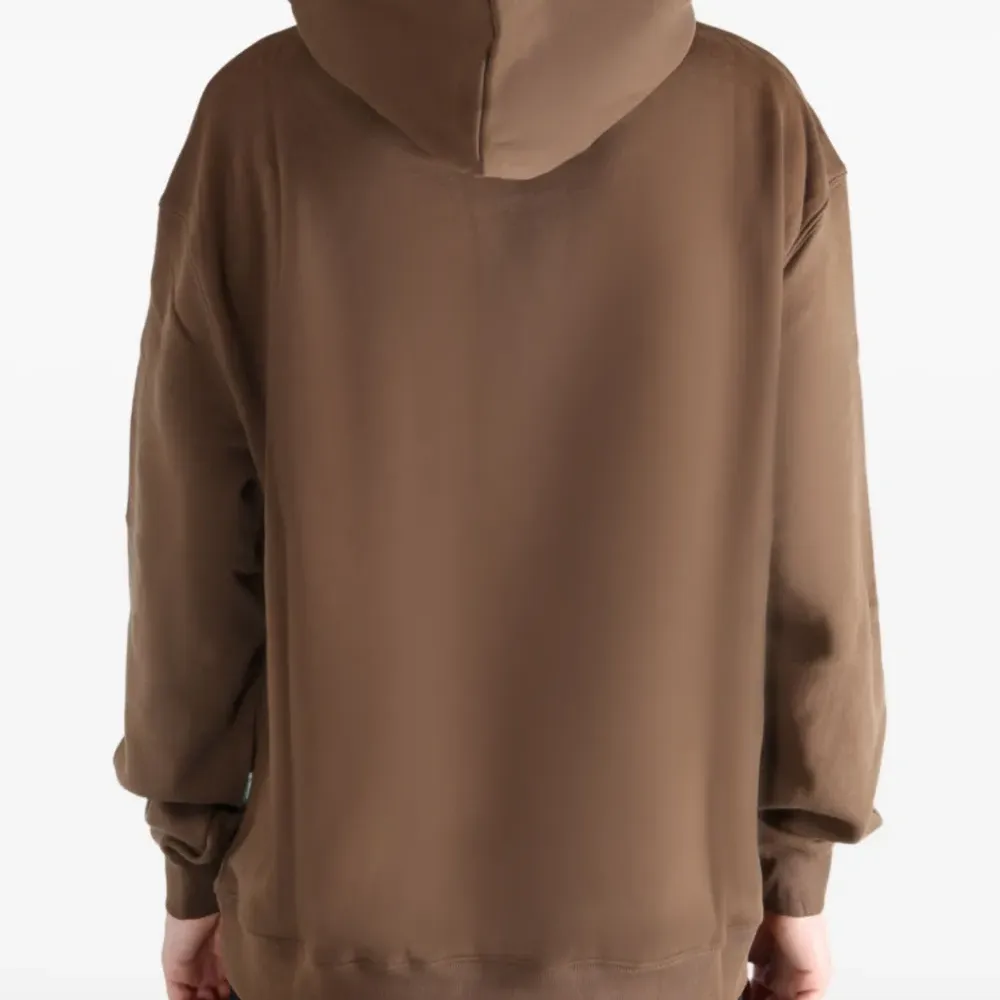 Худи с вышитым логотипом