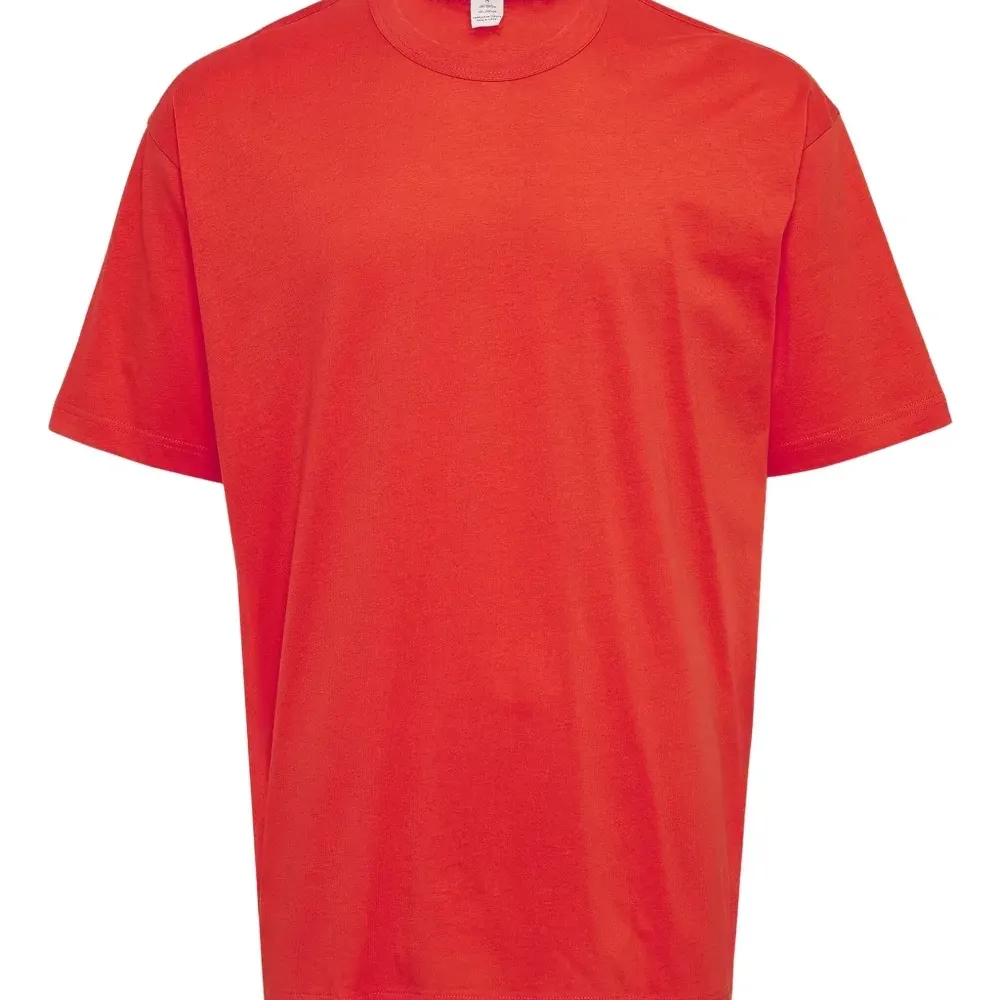 Футболка с круглым вырезом