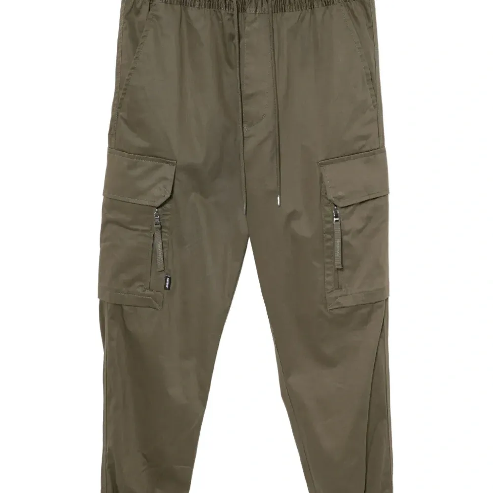 Брюки карго с нашивкой-логотипом