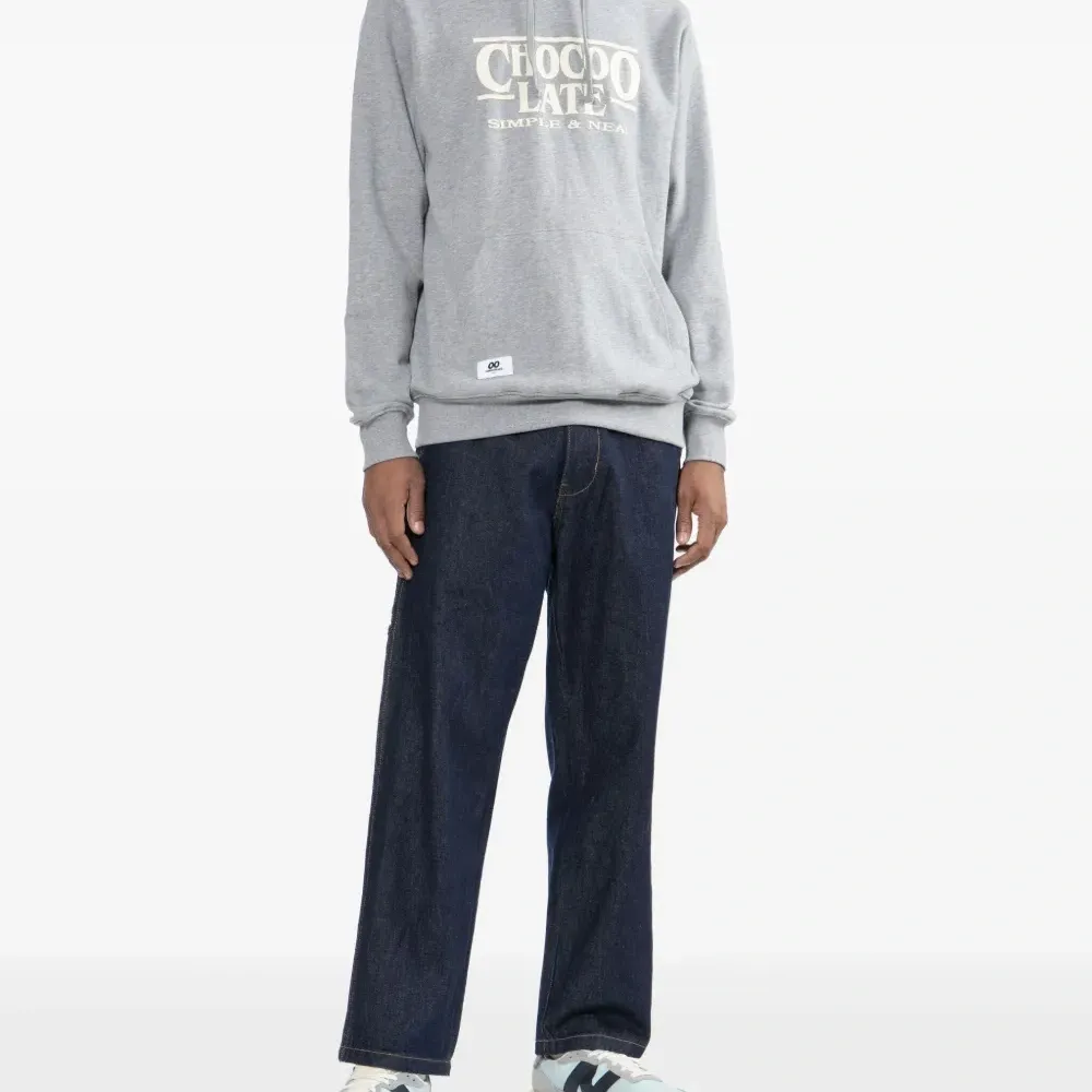 Худи с тисненым логотипом