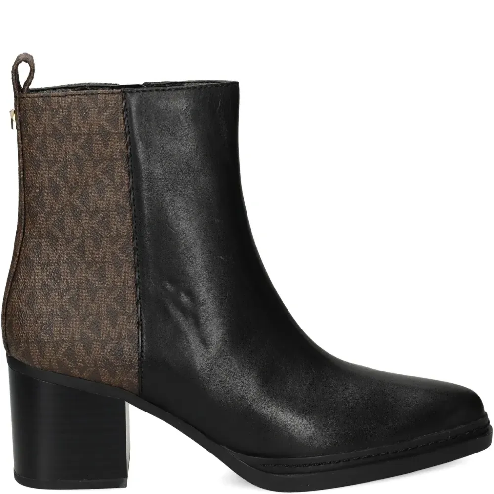 Сапоги Lex на каблуке 40 мм Сапоги Lex на каблуке 40 мм