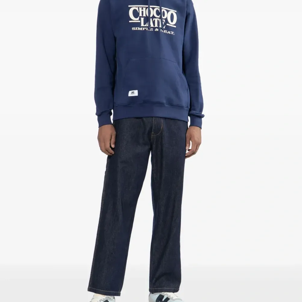 Худи с тисненым логотипом