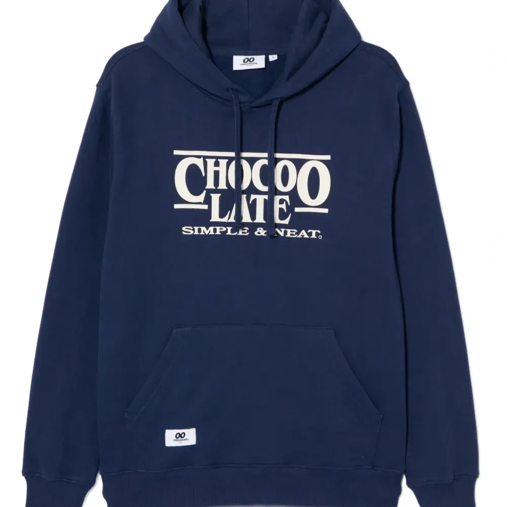 Худи с тисненым логотипом