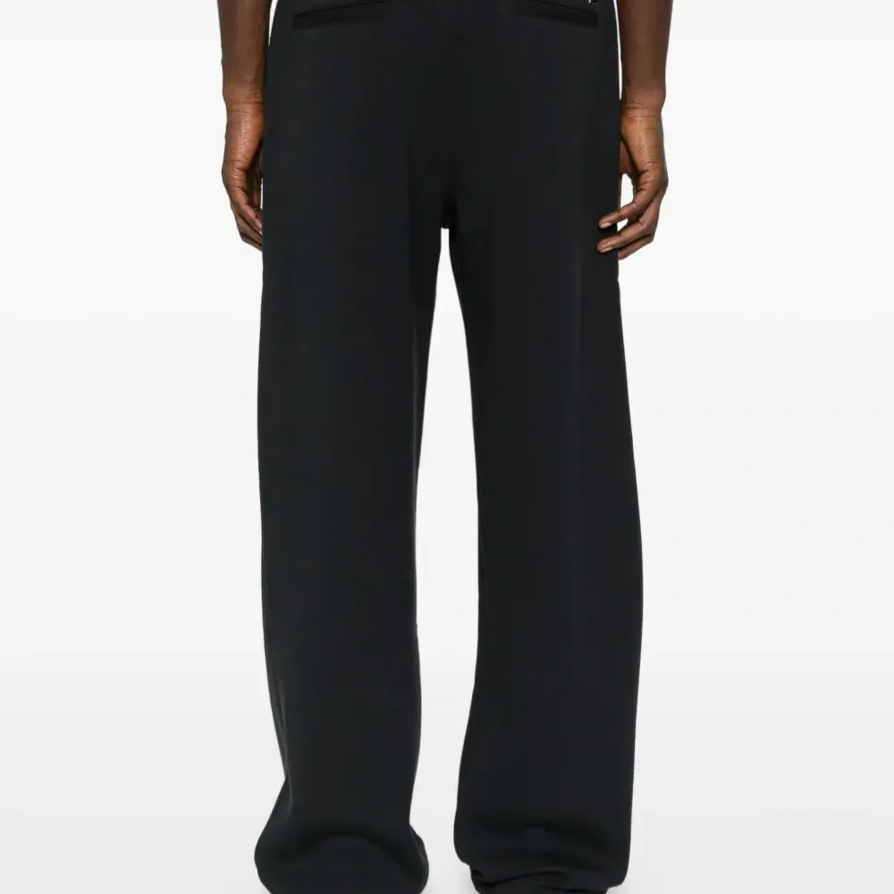 Брюки прямого кроя