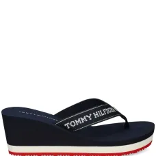 Вьетнамки на танкетке с логотипом Вьетнамки на танкетке с логотипом