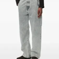 Джинсы с кислотной стиркой