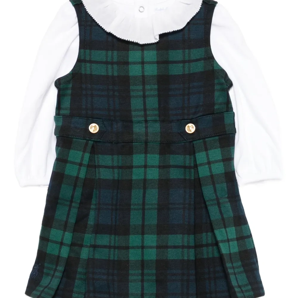 Платье в клетку со складками