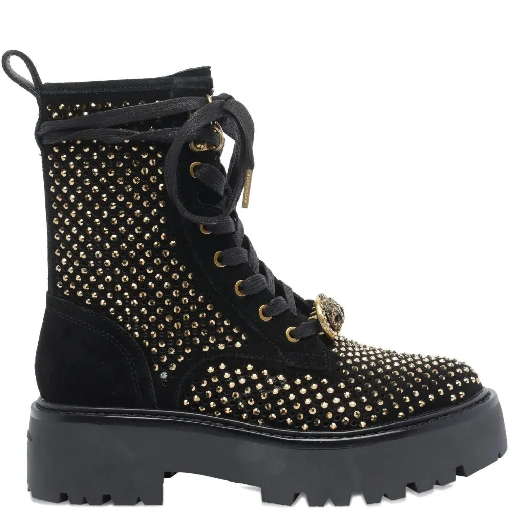 Кожаные ботинки на шнуровке с декоративными заклёпками