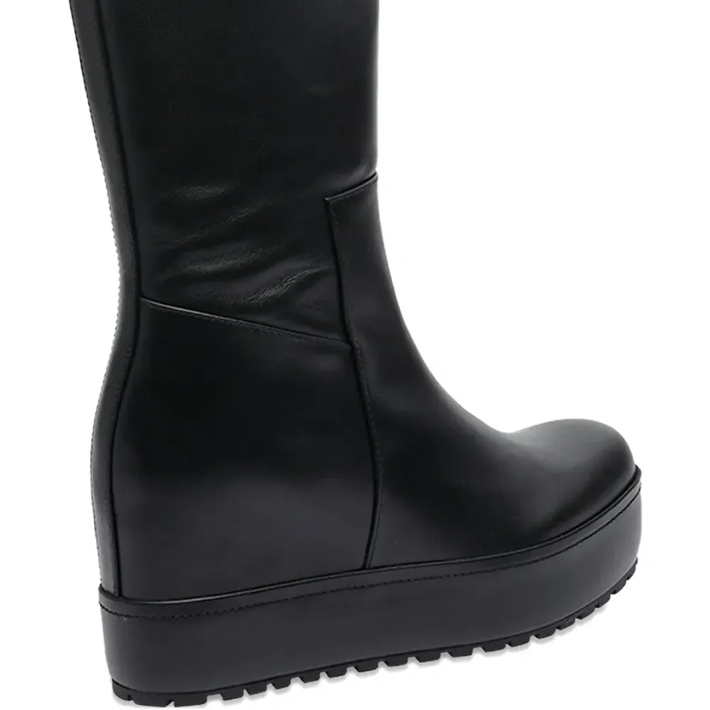 Ботинки на платформе с танкеткой