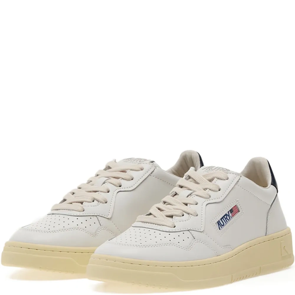 Кожаные кеды Medalist с перфорацией