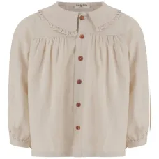 Платье с оборчатым воротником и застежкой на пуговицы