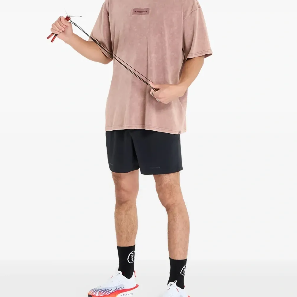 Футболка Project Rock с нашивкой