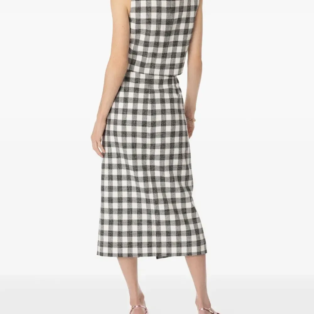 Клетчатый топ без рукавов Клетчатый топ без рукавов