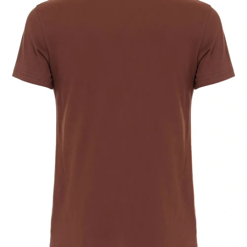 Футболка с нашивкой-логотипом