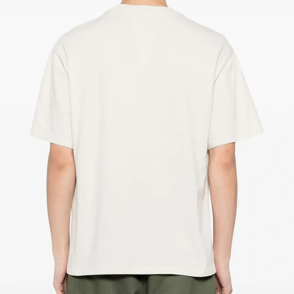 Футболка с графическим принтом