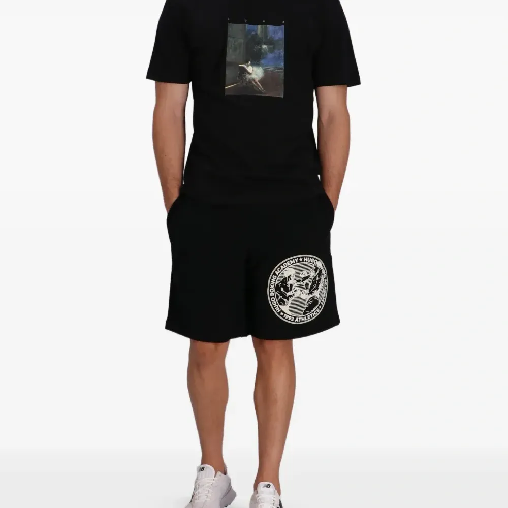 Футболка с принтом из коллаборации с Apoh Футболка с принтом из коллаборации с Apoh