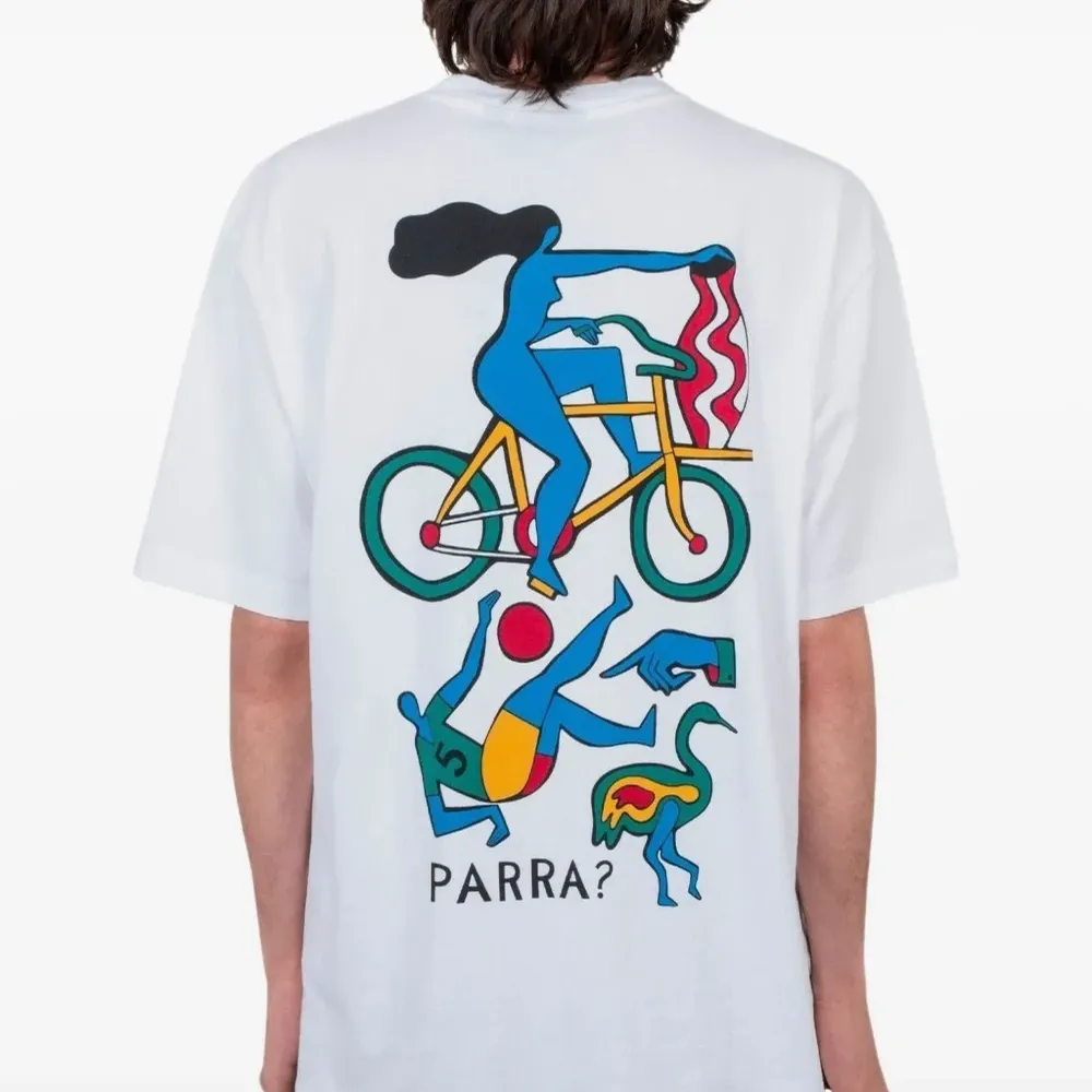 Футболка с графичным принтом