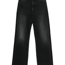 Джинсы с пятью карманами