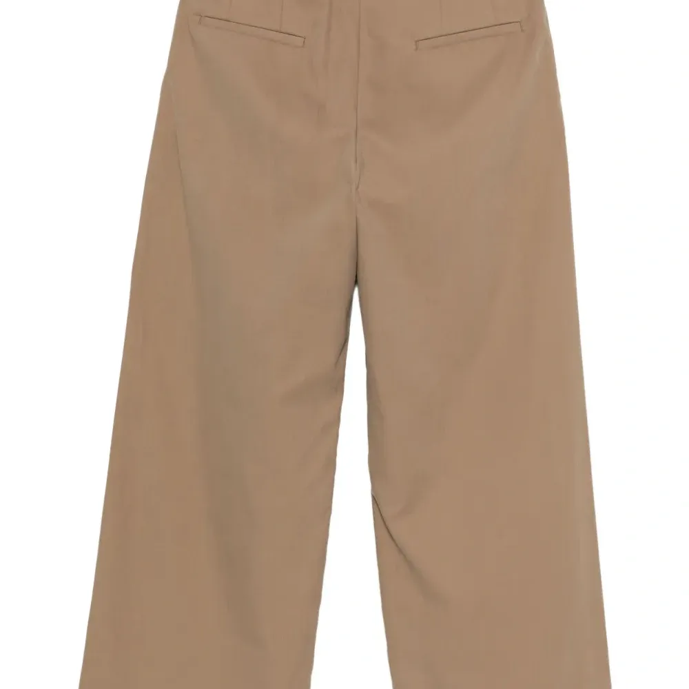 Брюки из хлопка в складку