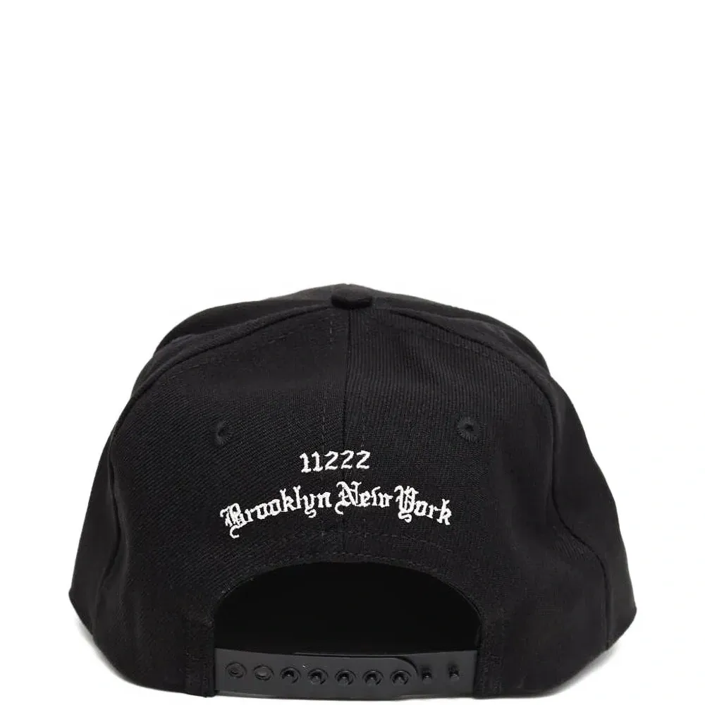 Бейсболка с вышивкой от Casa de Chavarria