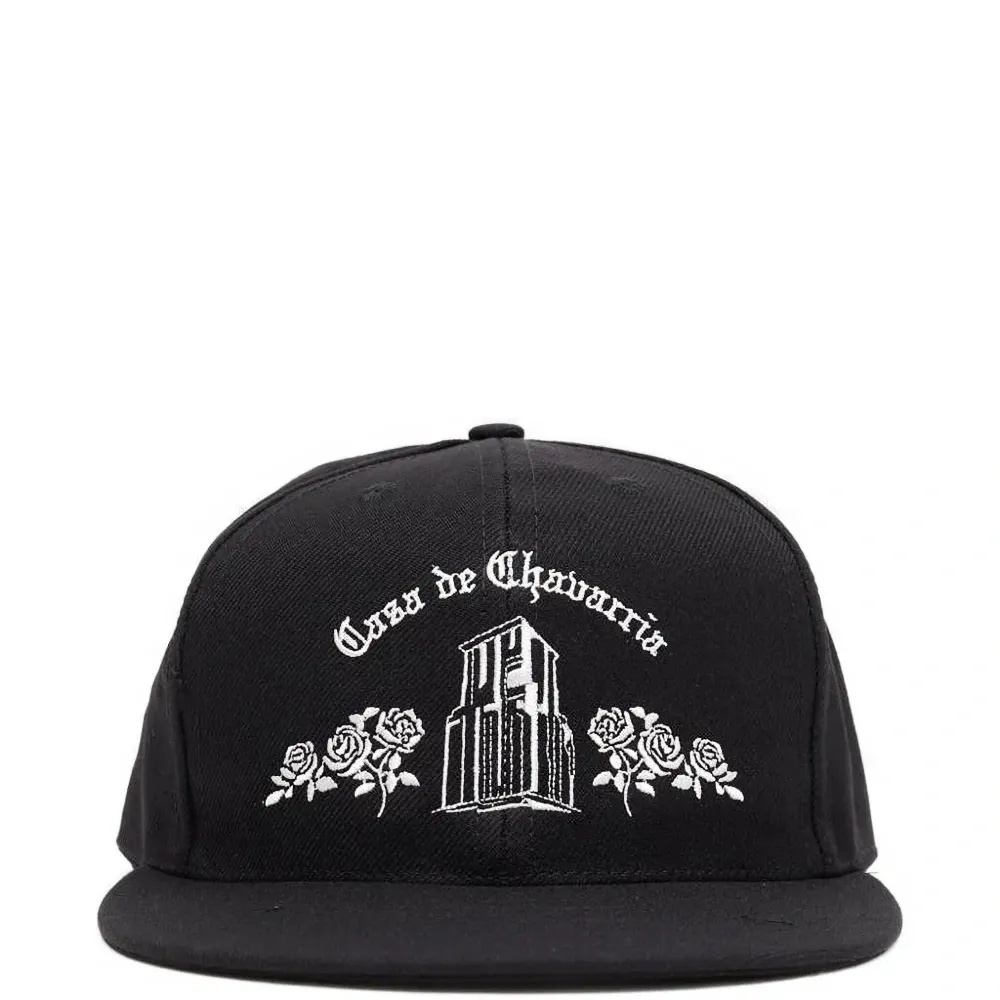 Бейсболка с вышивкой от Casa de Chavarria